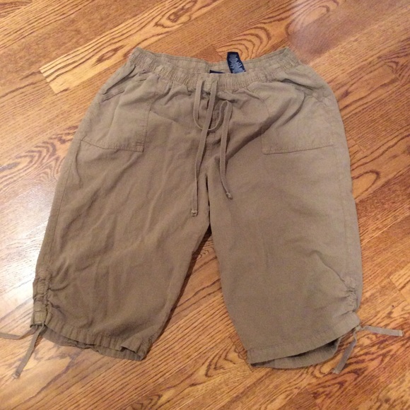 8 Shorts (Plus Size)!!! Only $5 each! If you want specific ones comment $6 each - Picture 6 of 16